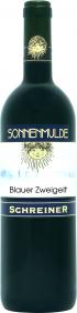 A bottle of Blauer Zweigelt